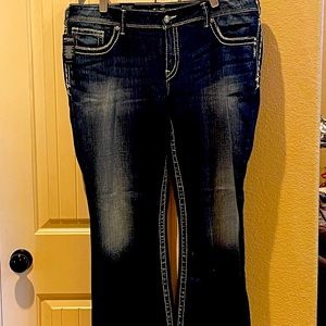 Dark denim silver jeans size 20x32💕♥️💕